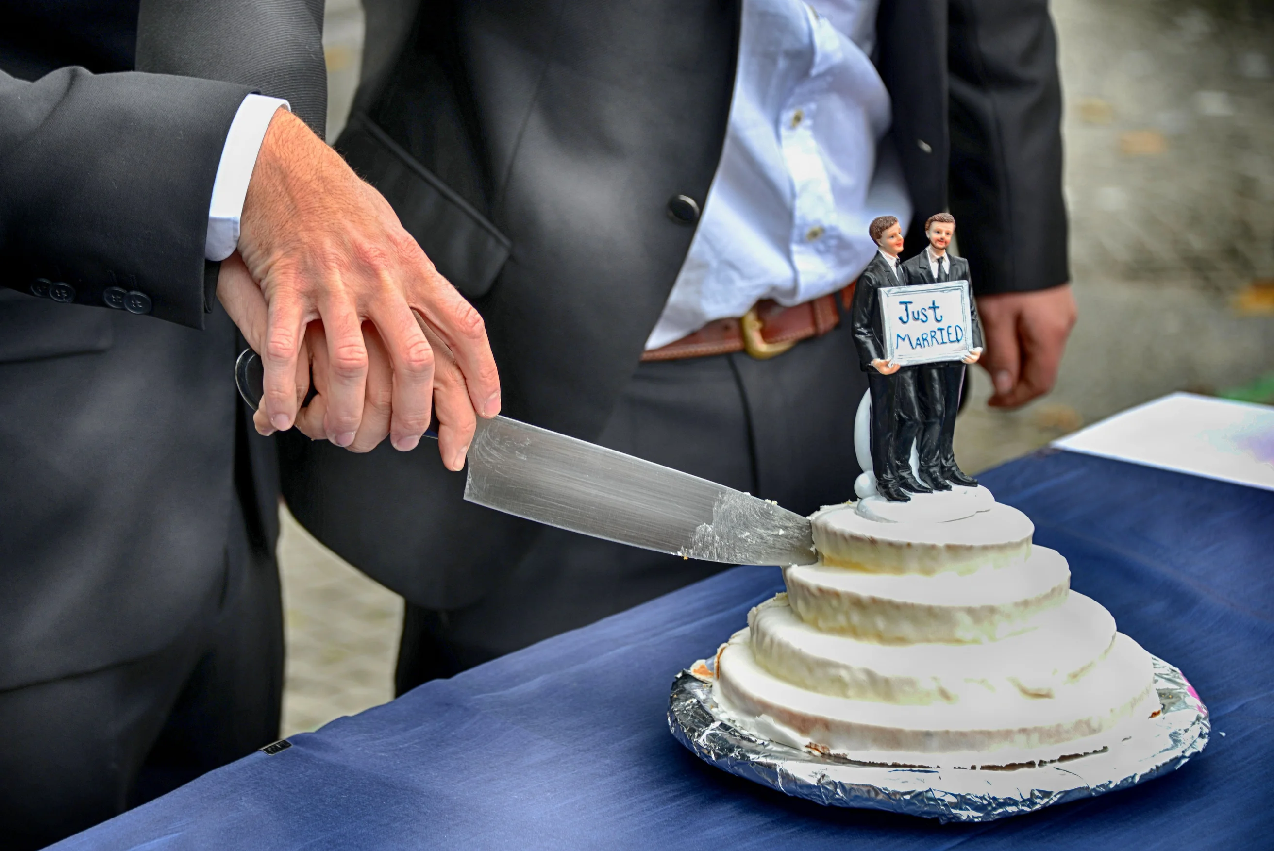 Operation Libero Ehe für Alle Torte