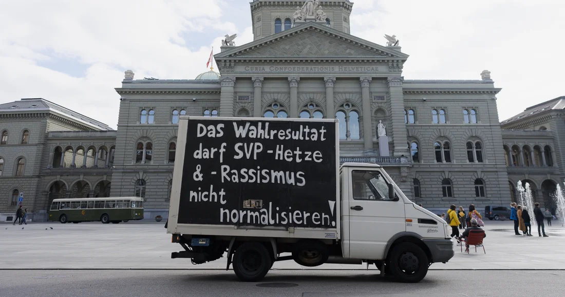 wahlsonntag teaser bus bundeshaus