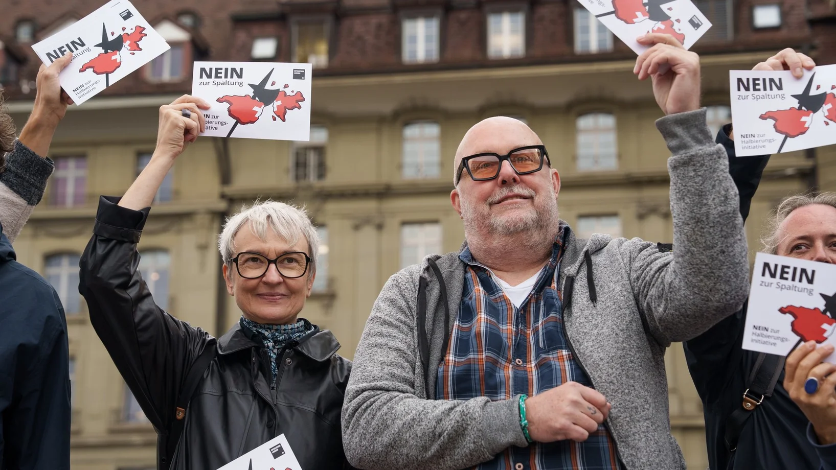 Nein zur Halbierungsinitiative, Aktion an Bahnhof Bern